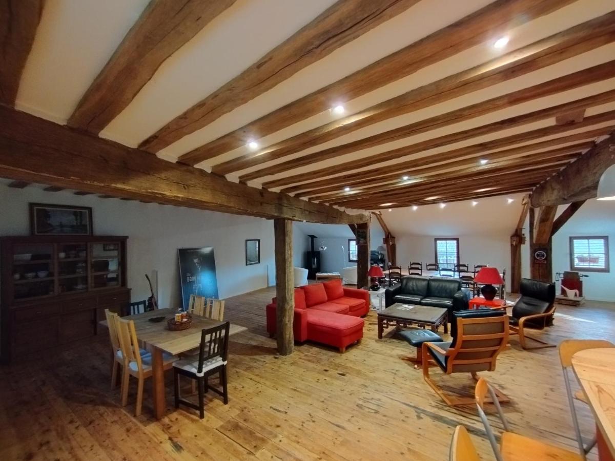 Вилла Le Refuge D'Athena Chaussy  Экстерьер фото