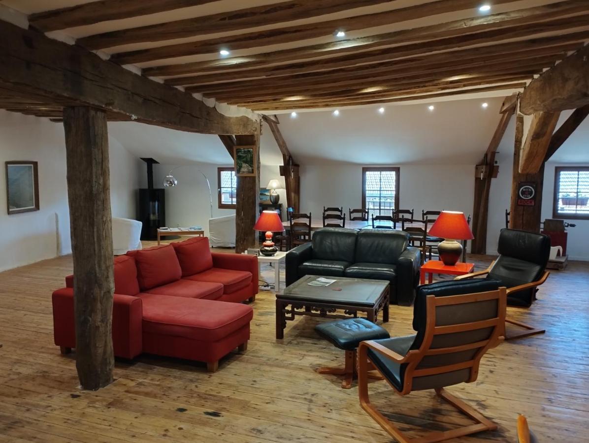 Вилла Le Refuge D'Athena Chaussy  Экстерьер фото